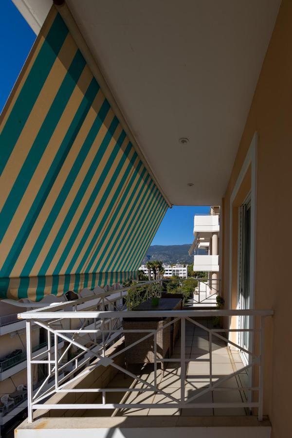 Seaside Penthouse In Kalamata Luaran gambar