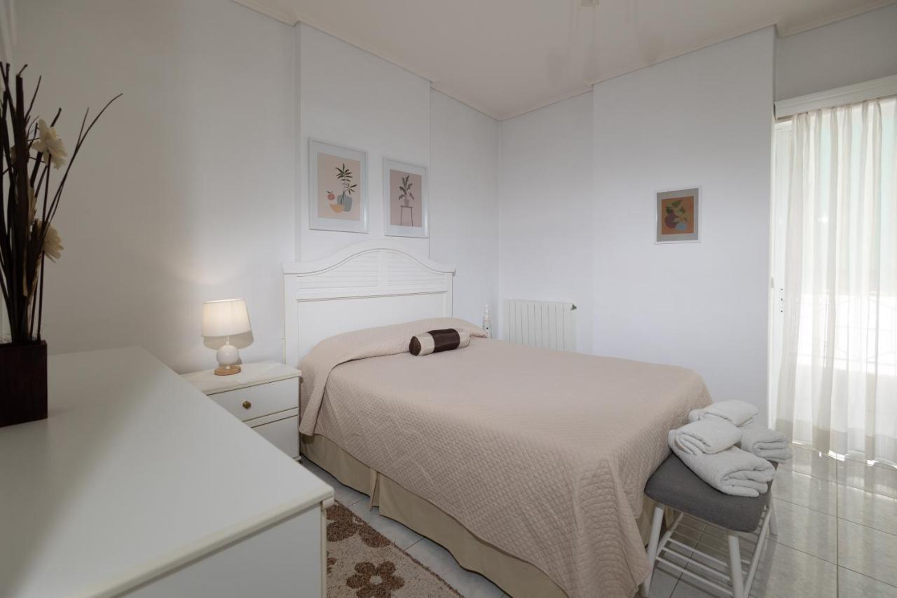 Seaside Penthouse In Kalamata Luaran gambar