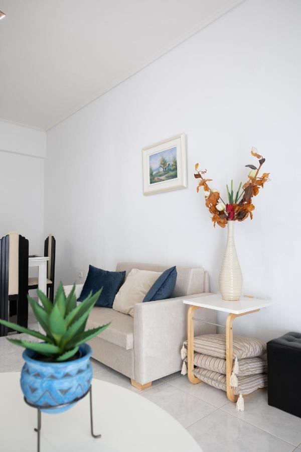 Seaside Penthouse In Kalamata Luaran gambar