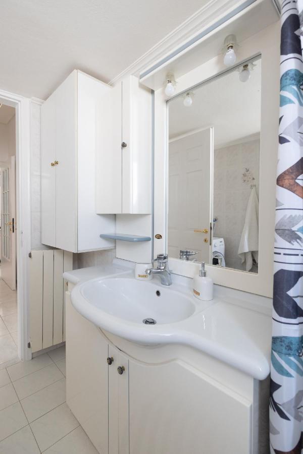 Seaside Penthouse In Kalamata Luaran gambar
